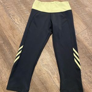 Adidas womens capri leggings size small